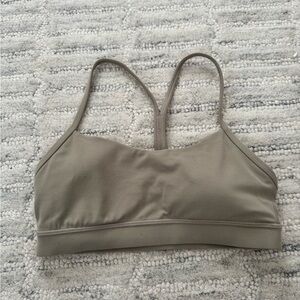 Lululemon flo y bra